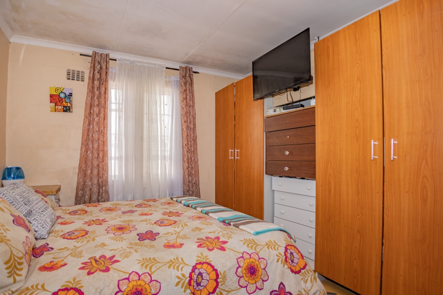 2 Bedroom Property for Sale in Connaught Estate Western Cape